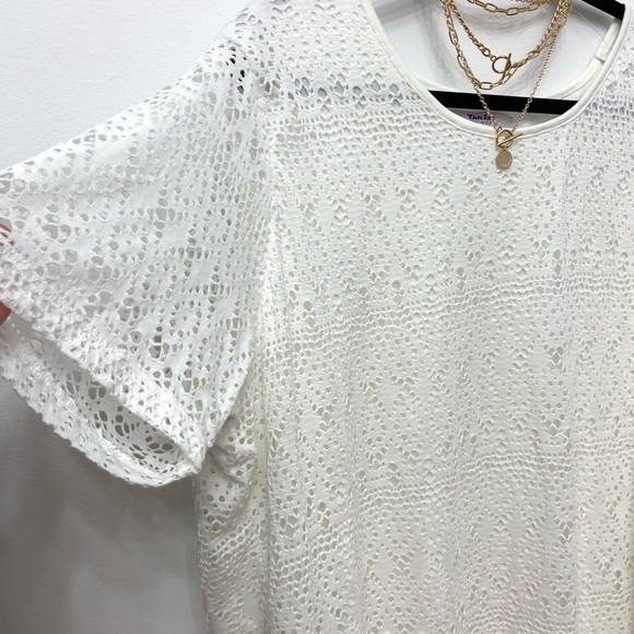 🤍Boho eyelet short sleeve tunic 1X pit 26” - Picture 5 of 6